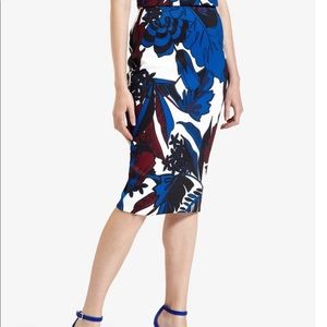 Ted Baker NWOT Darle Botanical Print Pencil Skirt Ted Size 3